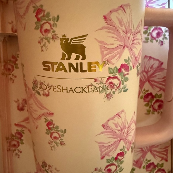 New Stanley 40oz/20oz Combo Love Shack Pink Bow Set Special Box Bag Straw Topper - Picture 10 of 14
